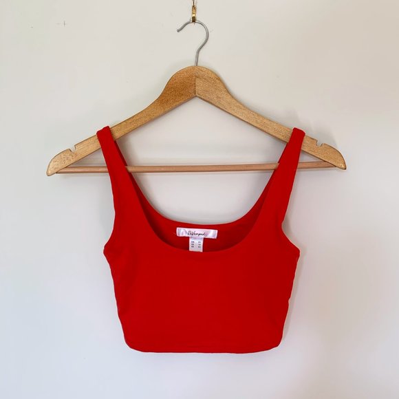 MATCHING SET • Red Cropped Legging + Scoop Neck - Picture 4 of 7